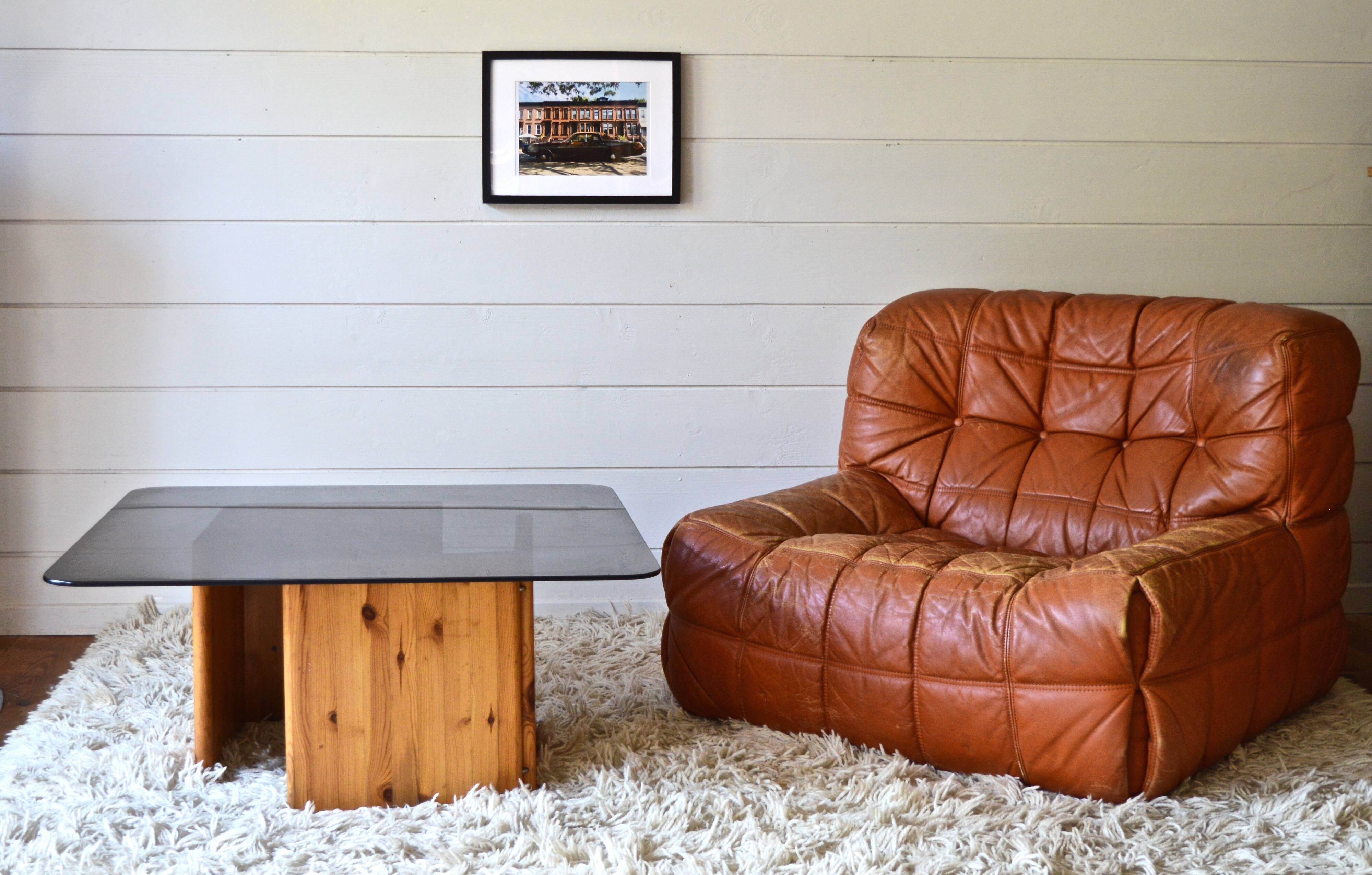 Lagun Ikea glass coffee table