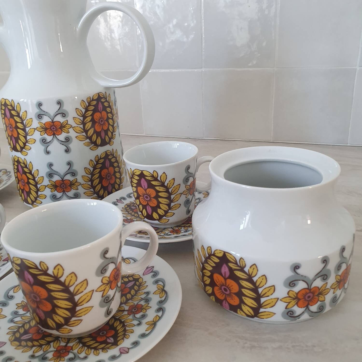 Vintage retro pattern coffee tea set