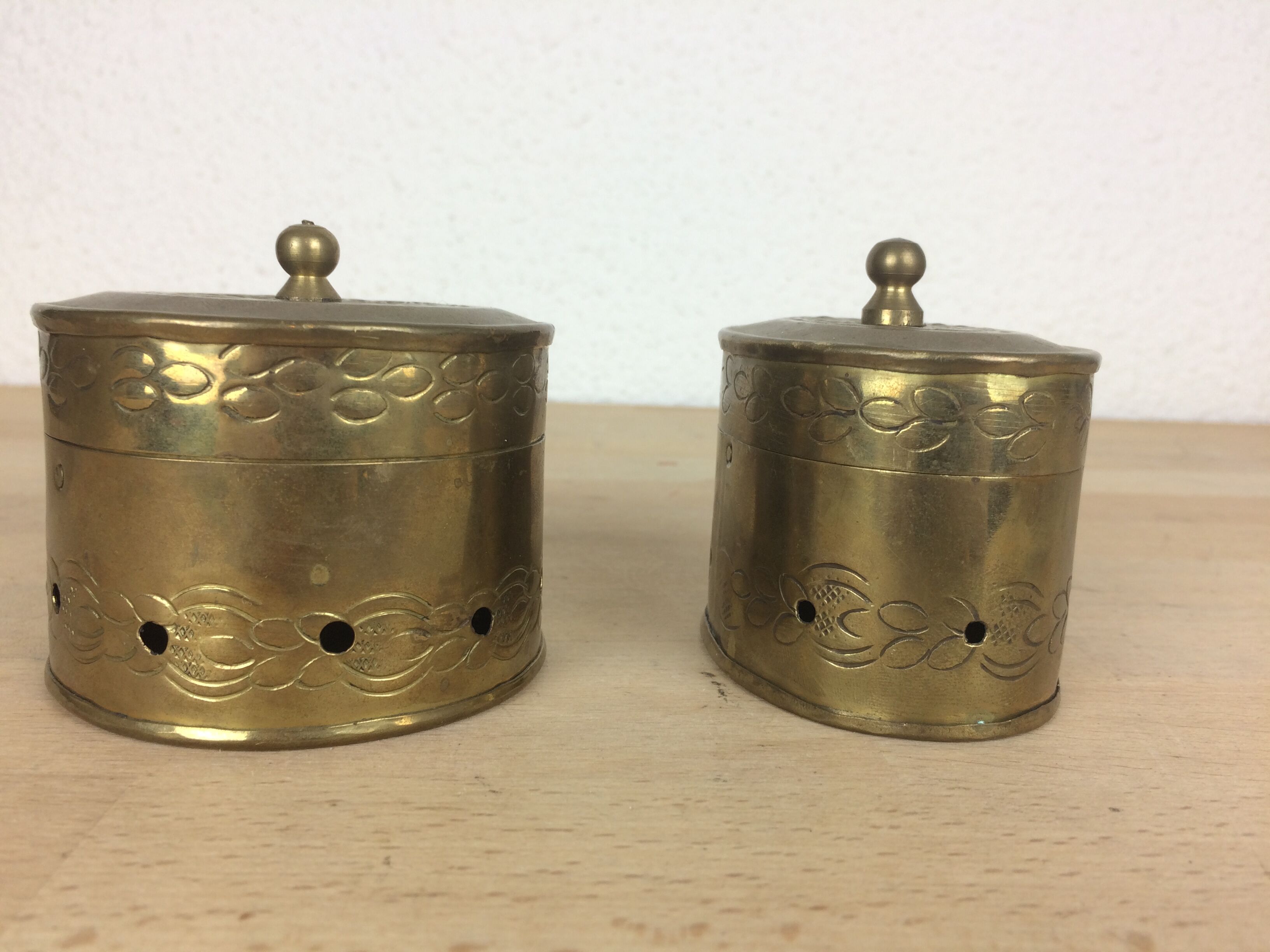 2 golden brass jewelry boxes