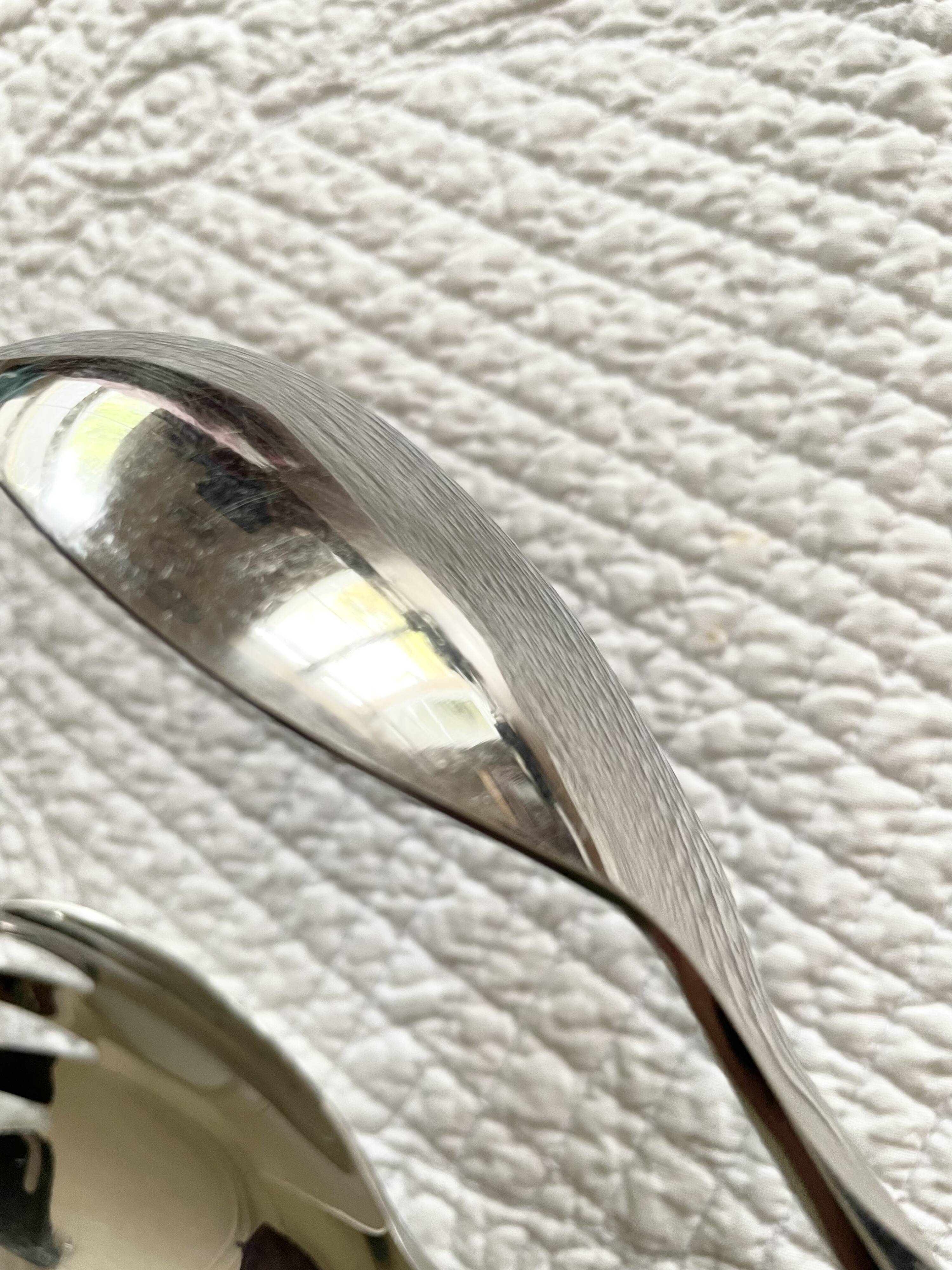 Serving cutlery with bamboo and stainless steel handles