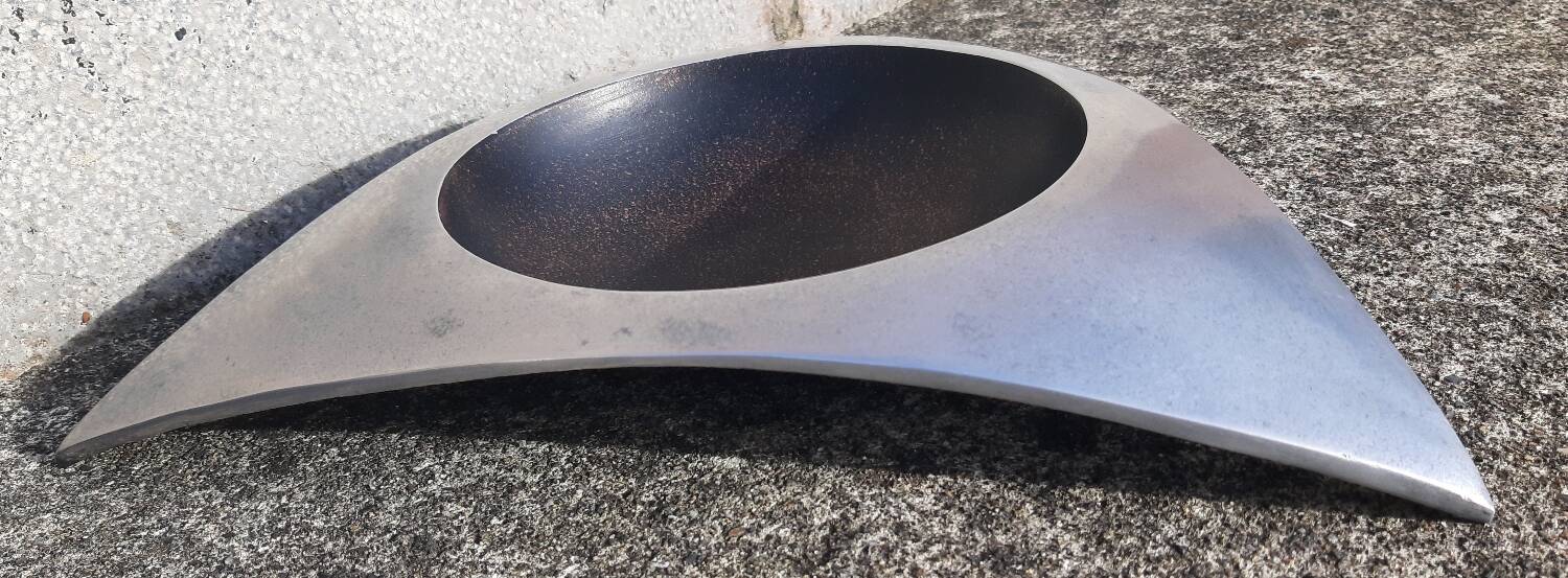 Cast aluminum ashtray or pocket emptier