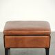 Ottoman, pouf en cuir de mouton cognac