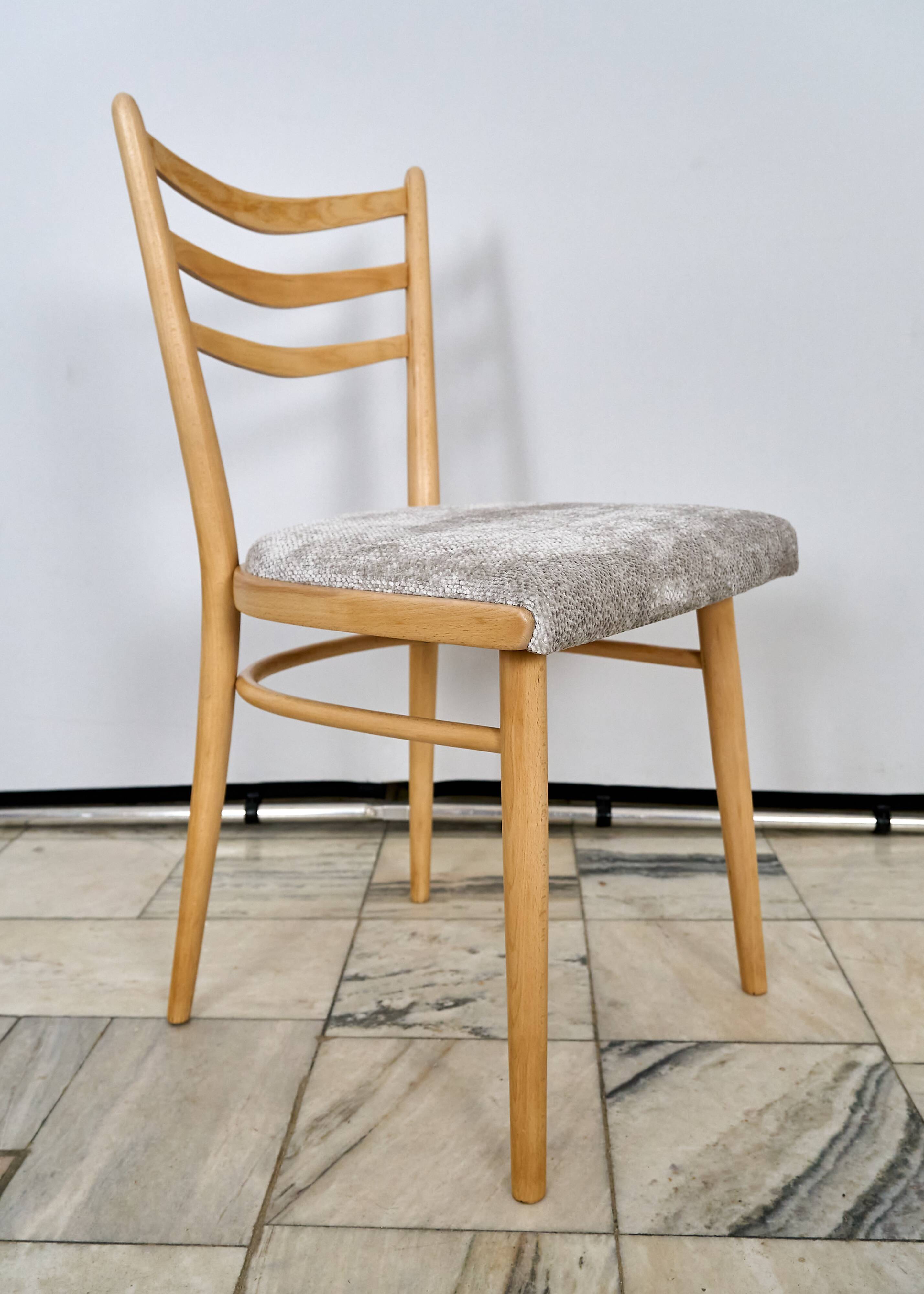 Ensemble de quatre chaises TON Tchécoslovaquie années 1960