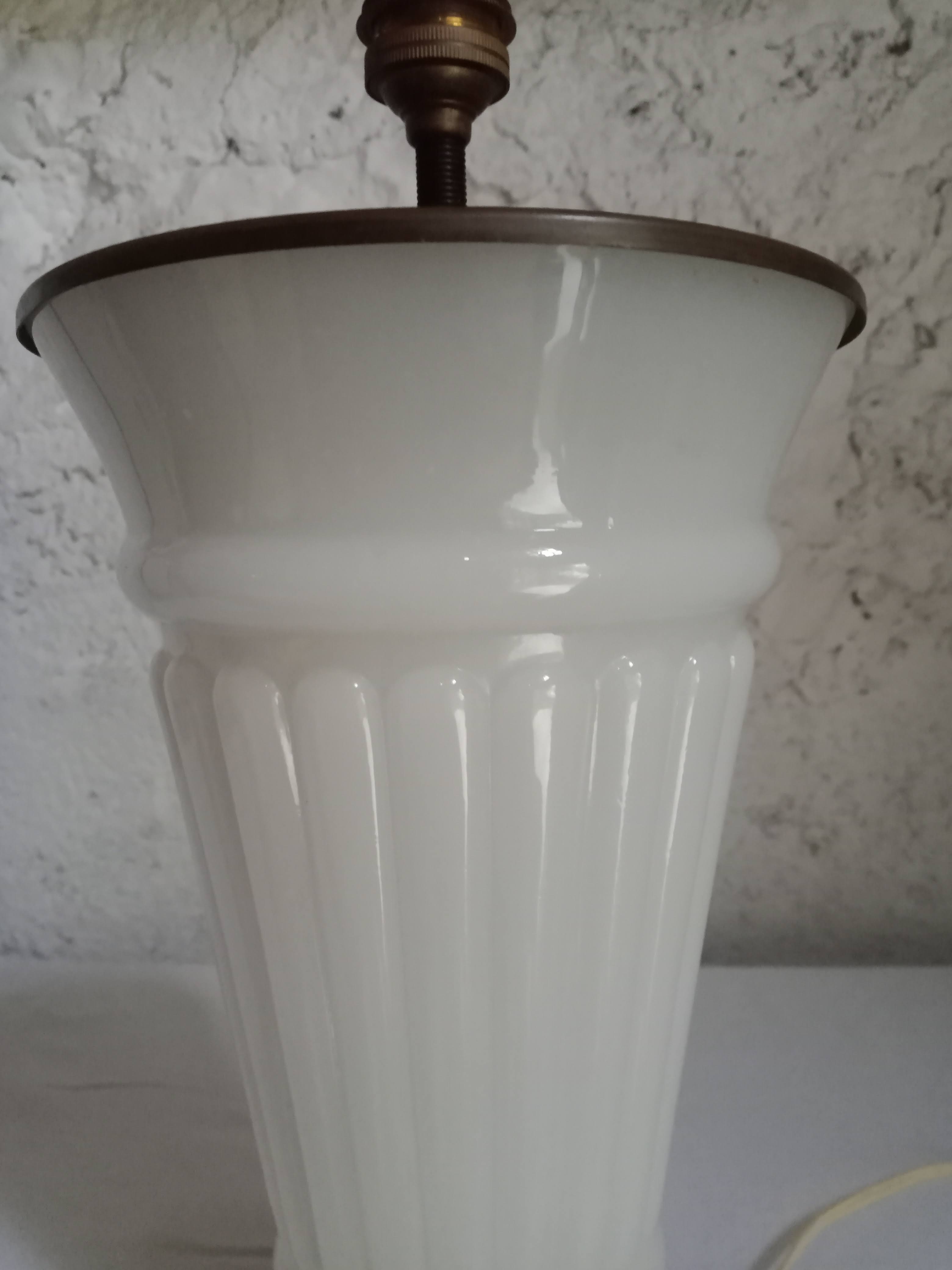 White opaline lamp base
