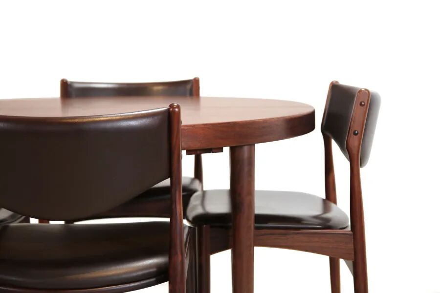 Set of 4 Johannes Andersen dining chairs in Rosewood with brown leather