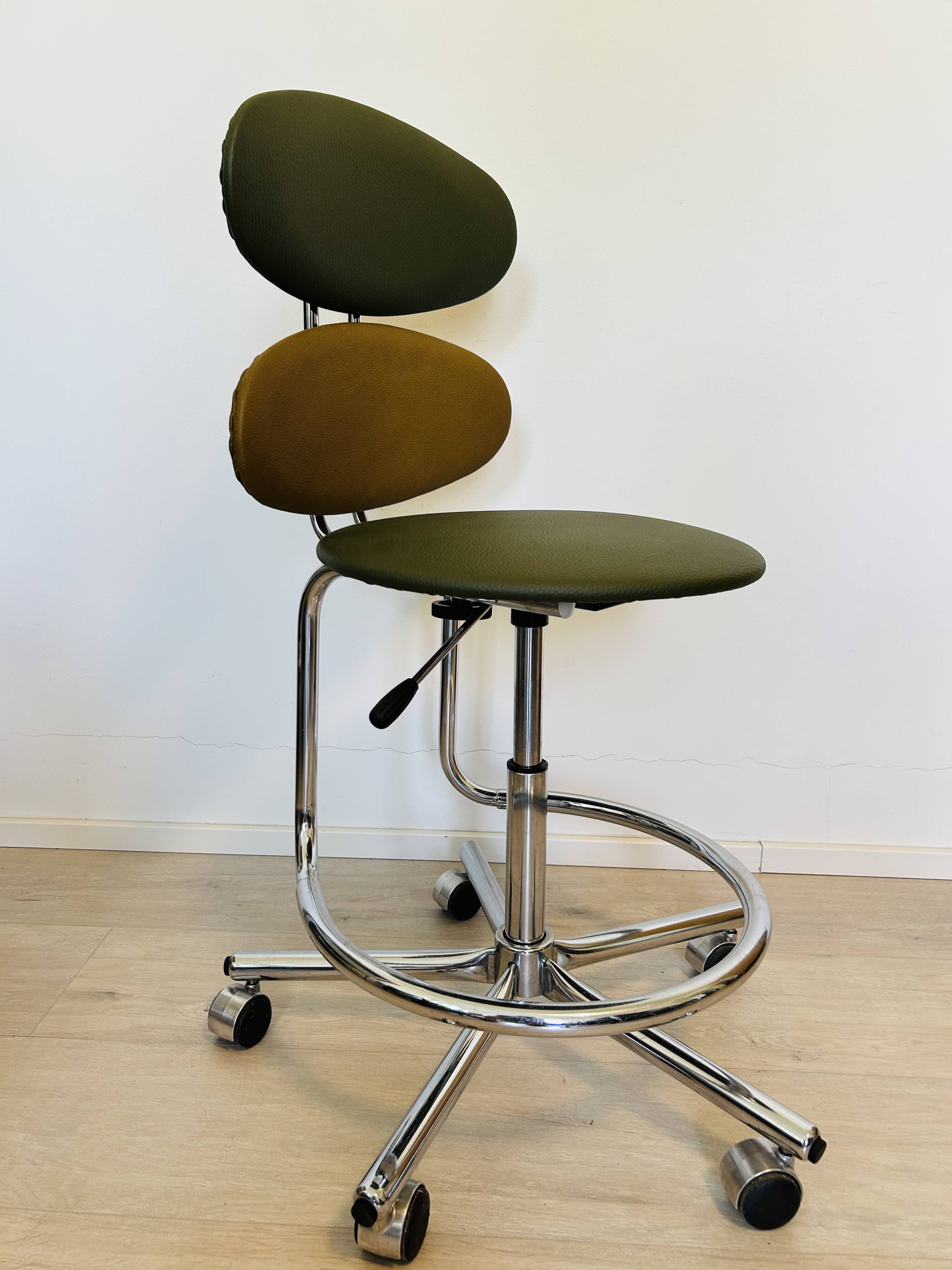 Vintage Desk Chair by Kovona model Marshmallow, 1970’s