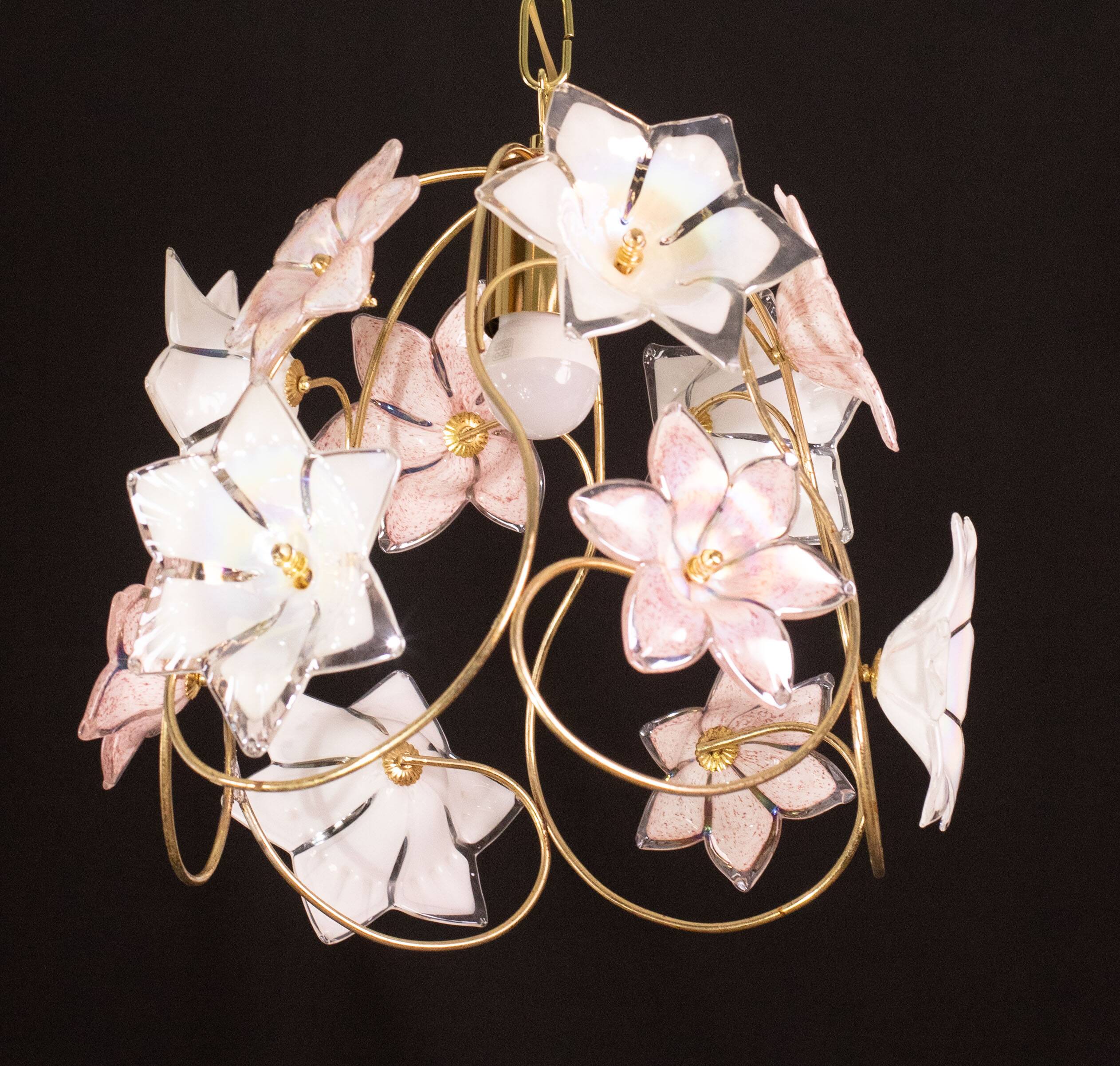 Charming Murano vintage chandelier white and pink flowers