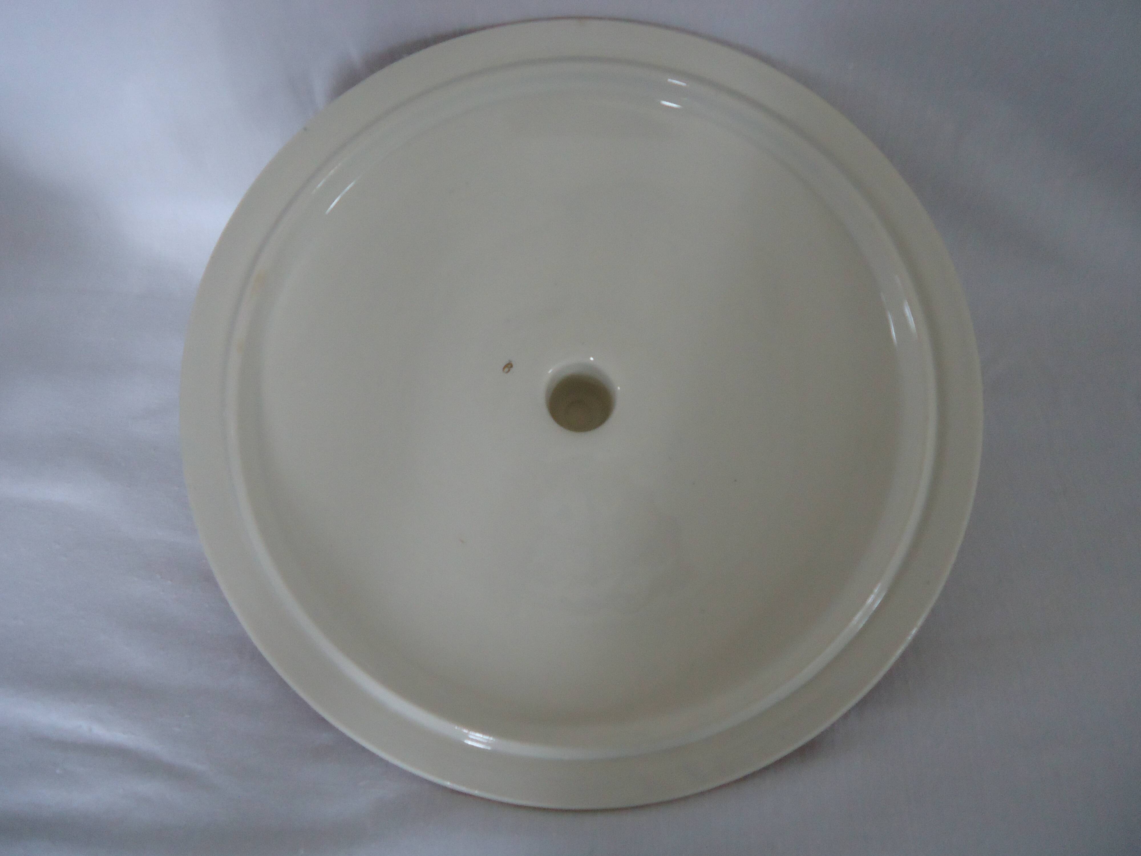 Opaque porcelain vegetable tureen/tureen from digoin sarreguemines, pasteur model