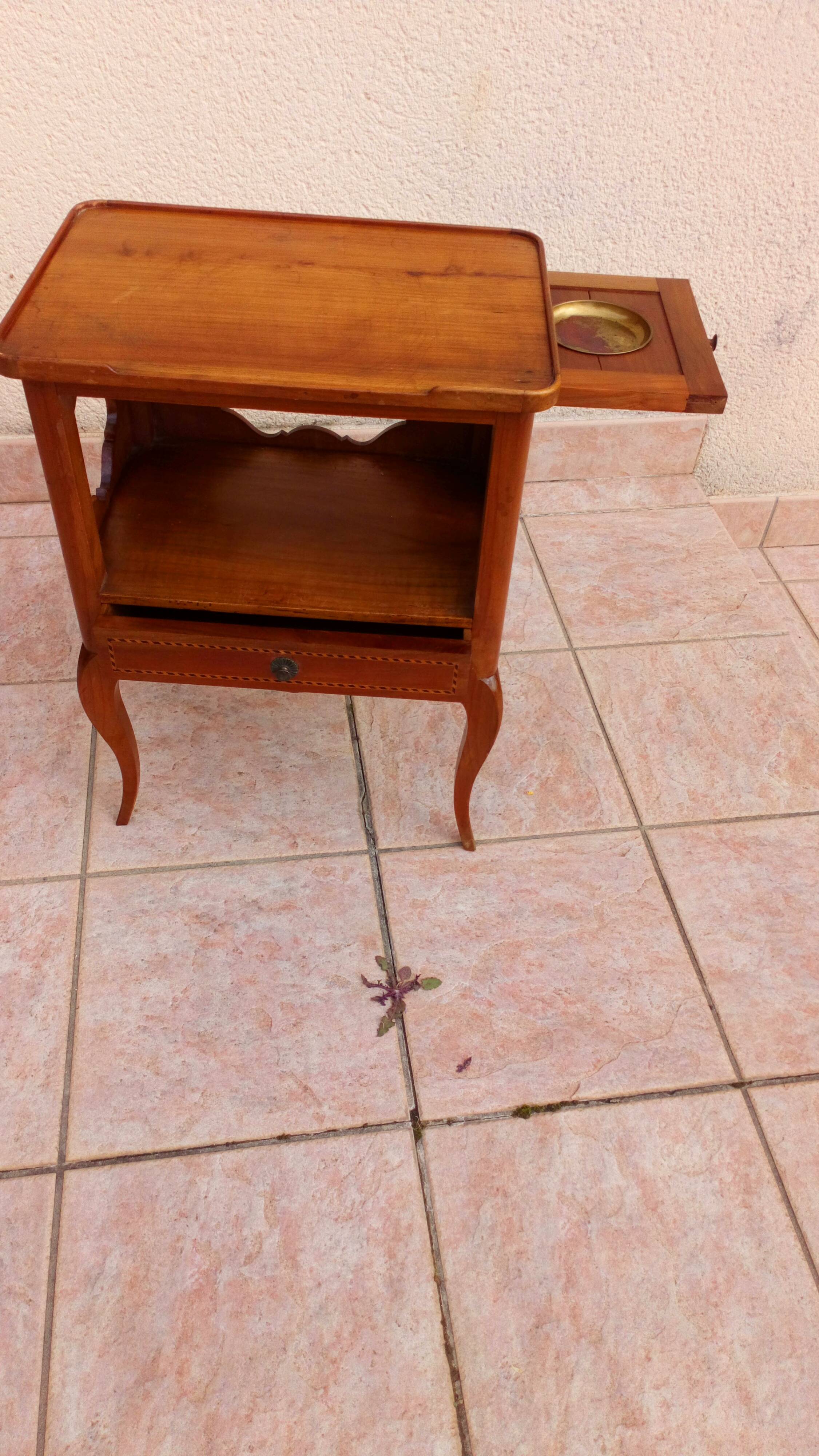 Beech bedside tables. 1930s Art Deco.