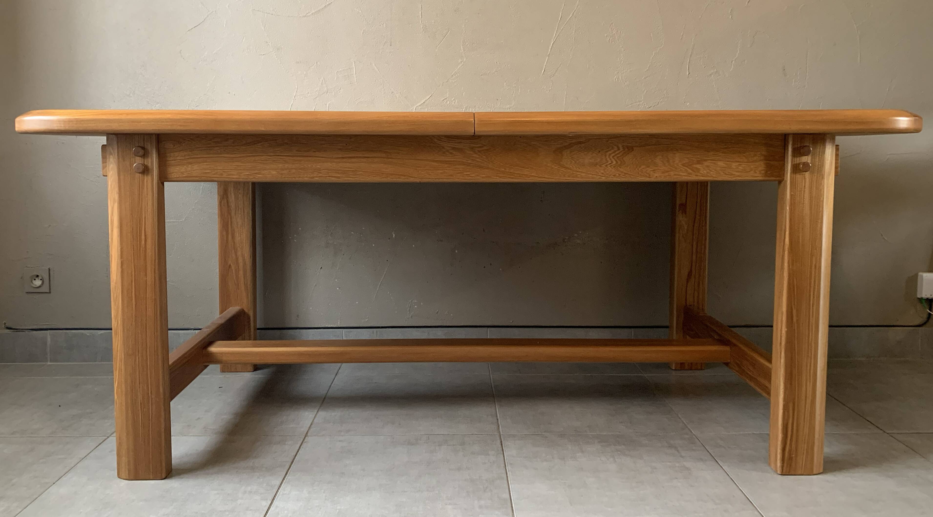 Regain House Elm Dining Room Set