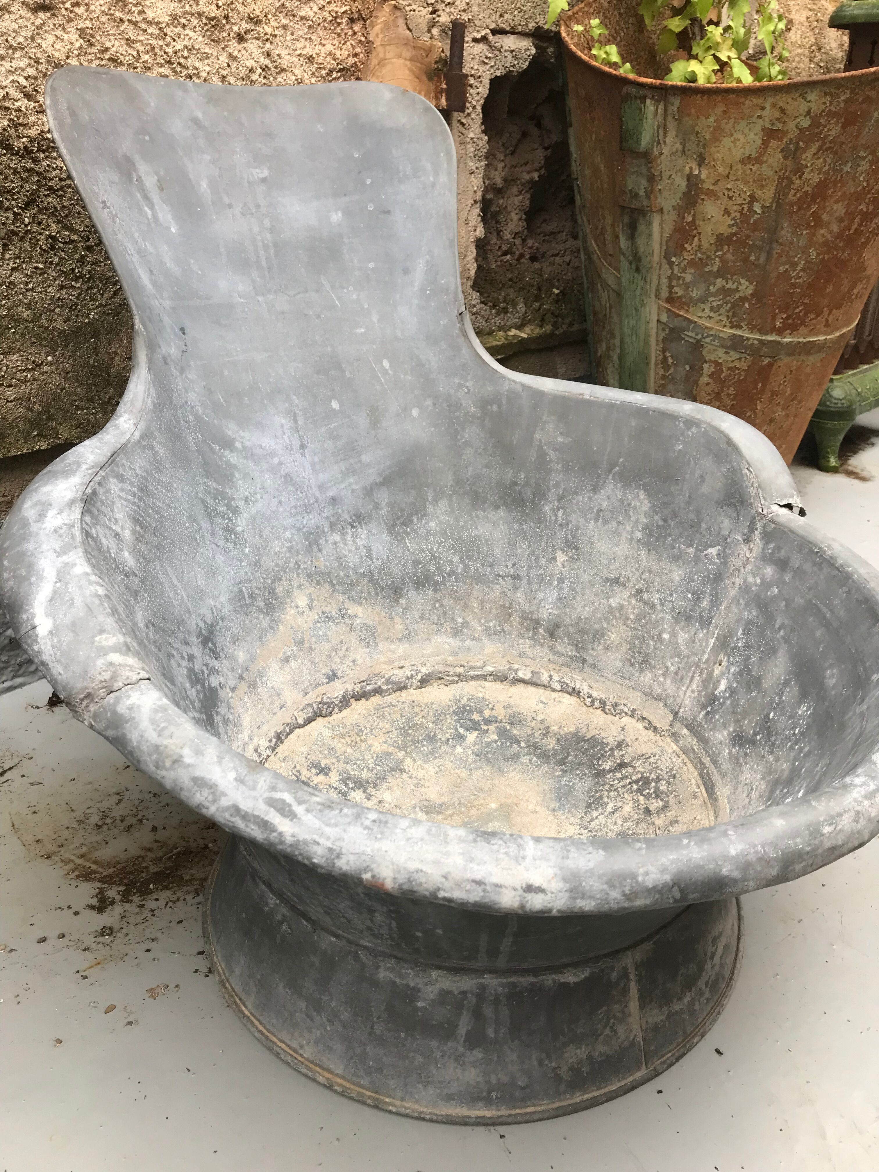 Zinc backrest bathtub XIX