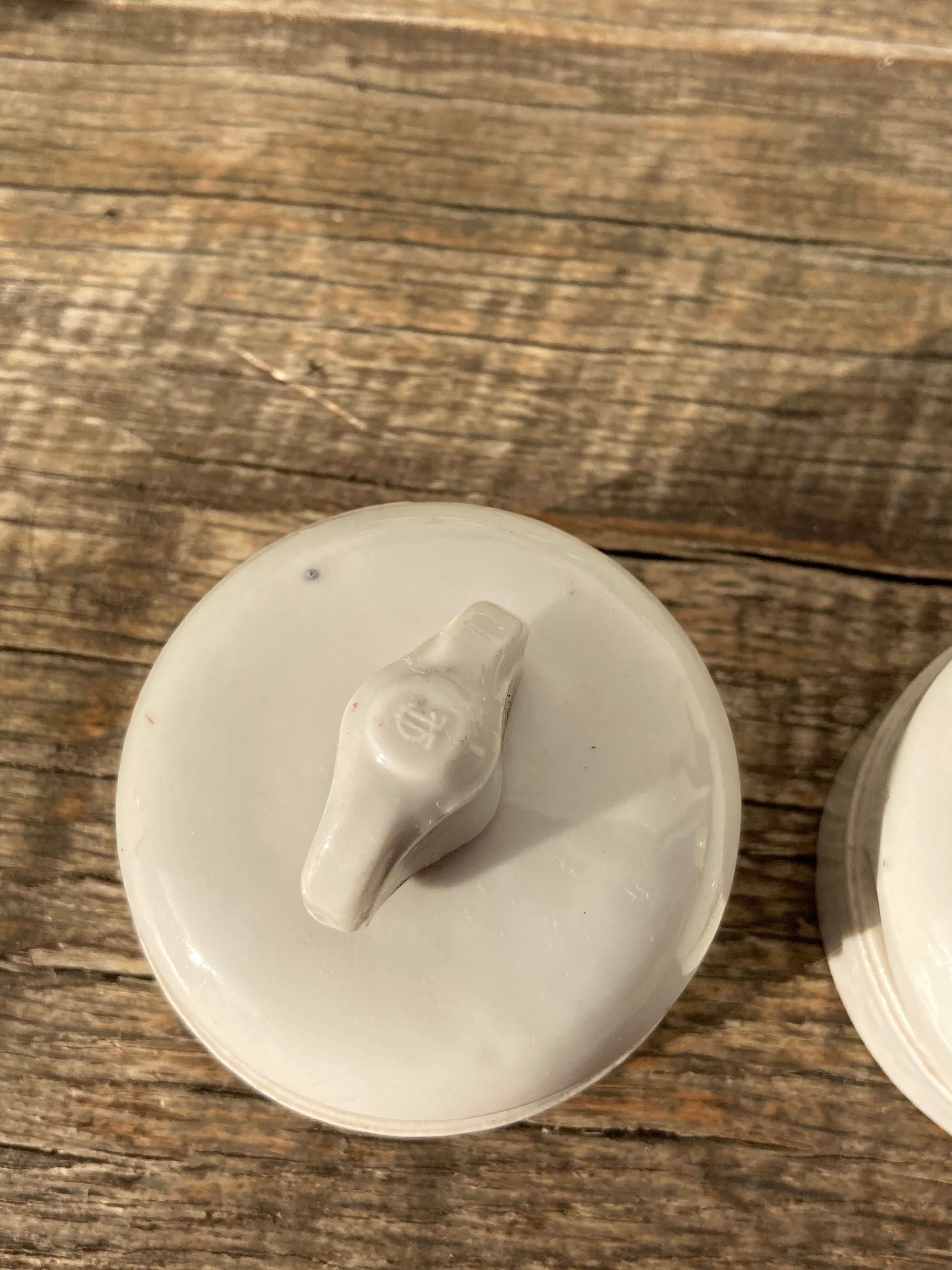 3 electric switches ceramic 20-30s vintage white