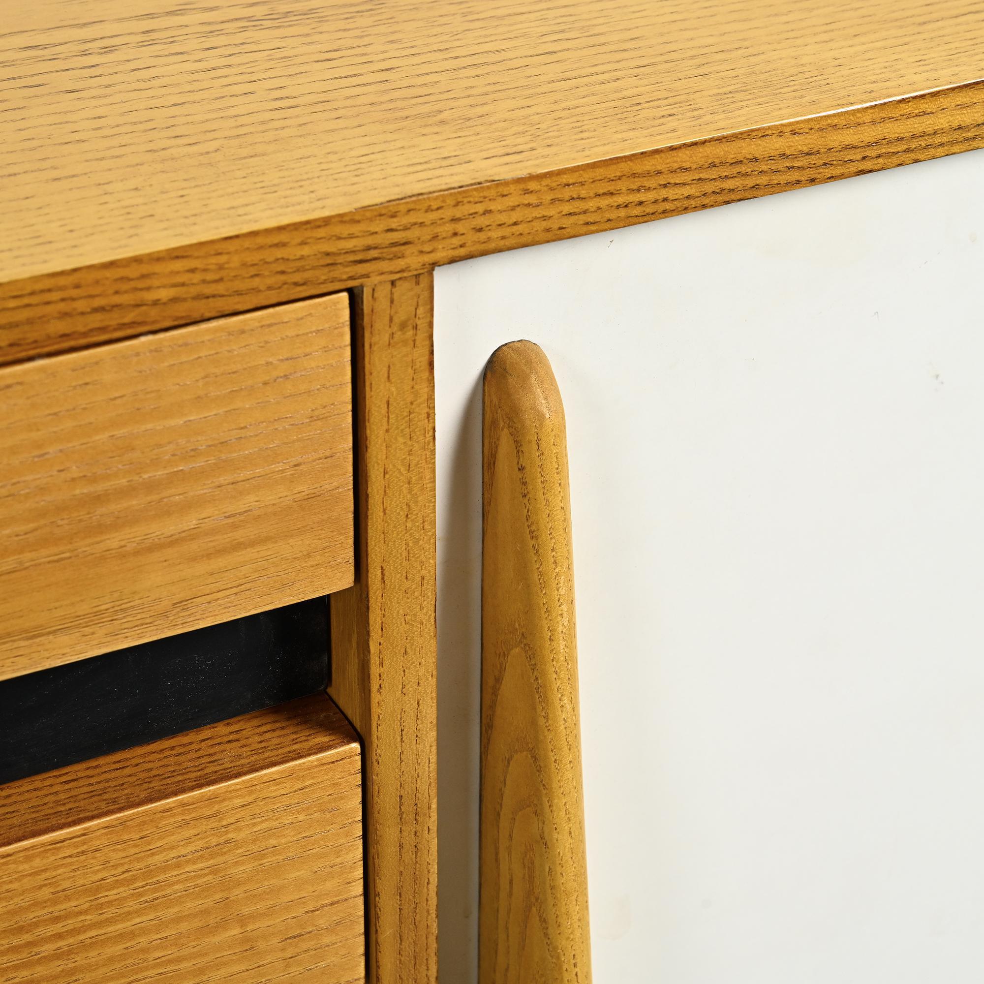 Enfilade Cansado par Charlotte Perriand, circa 1960