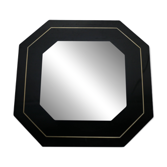 Miroir années 70, bois laqué noir, liseret  laiton. Octogonal