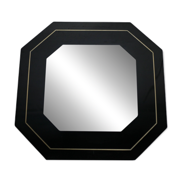 Miroir années 70, bois laqué noir, liseret  laiton. Octogonal