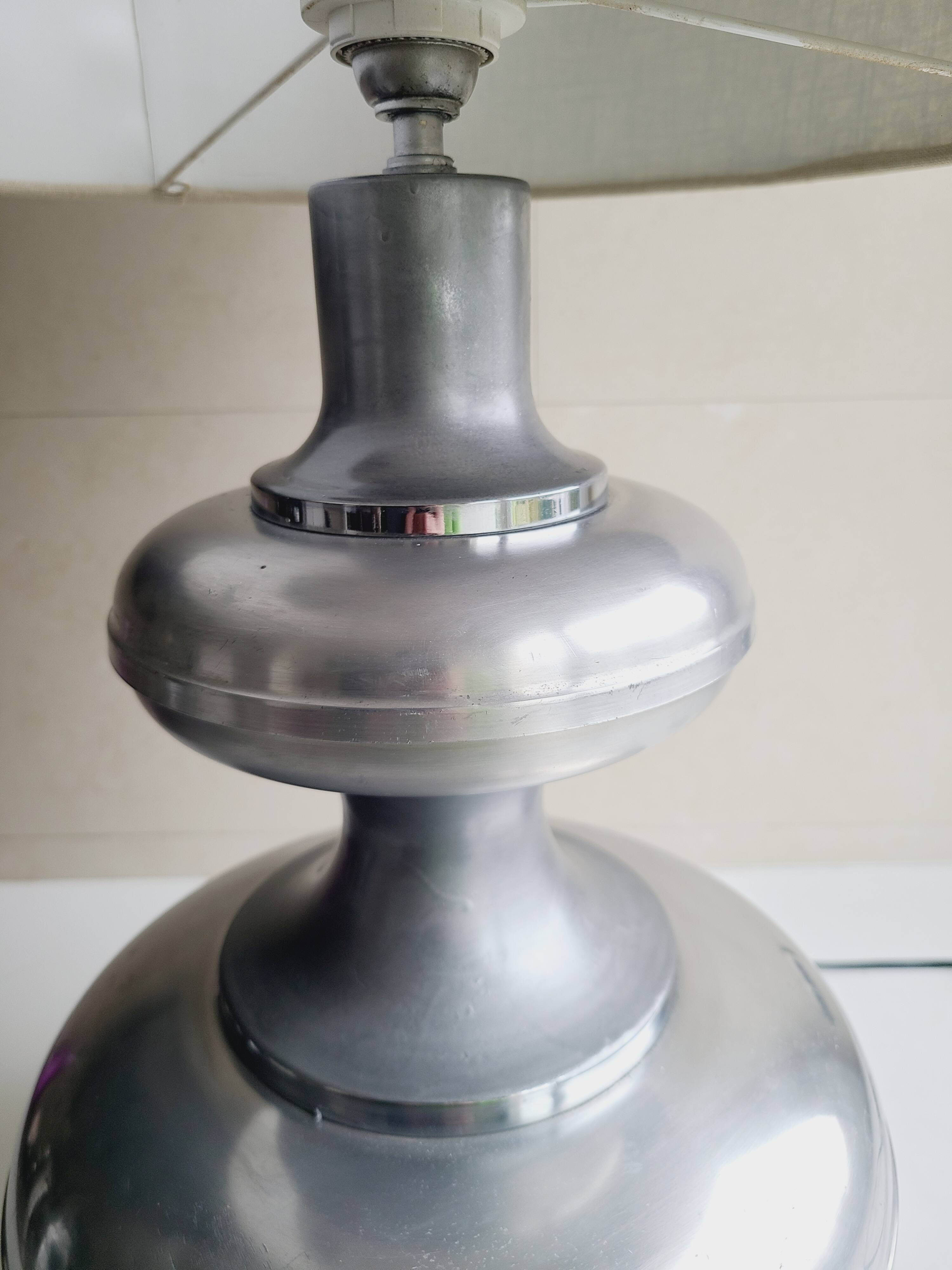 Grande Lampe moderniste space annees 70