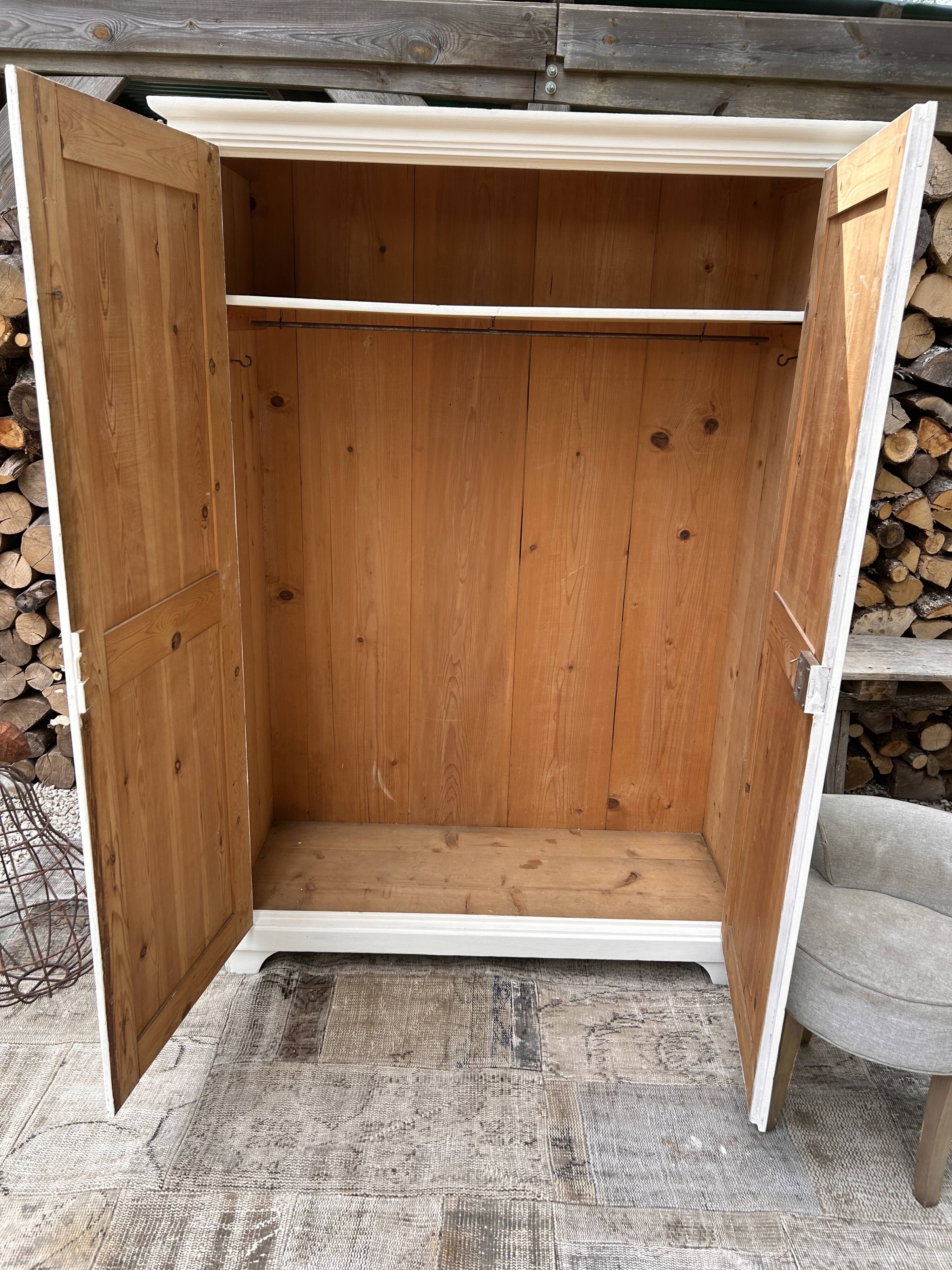 Parisian style wardrobe