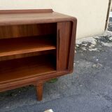 Enfilade en teck Arne Vodder