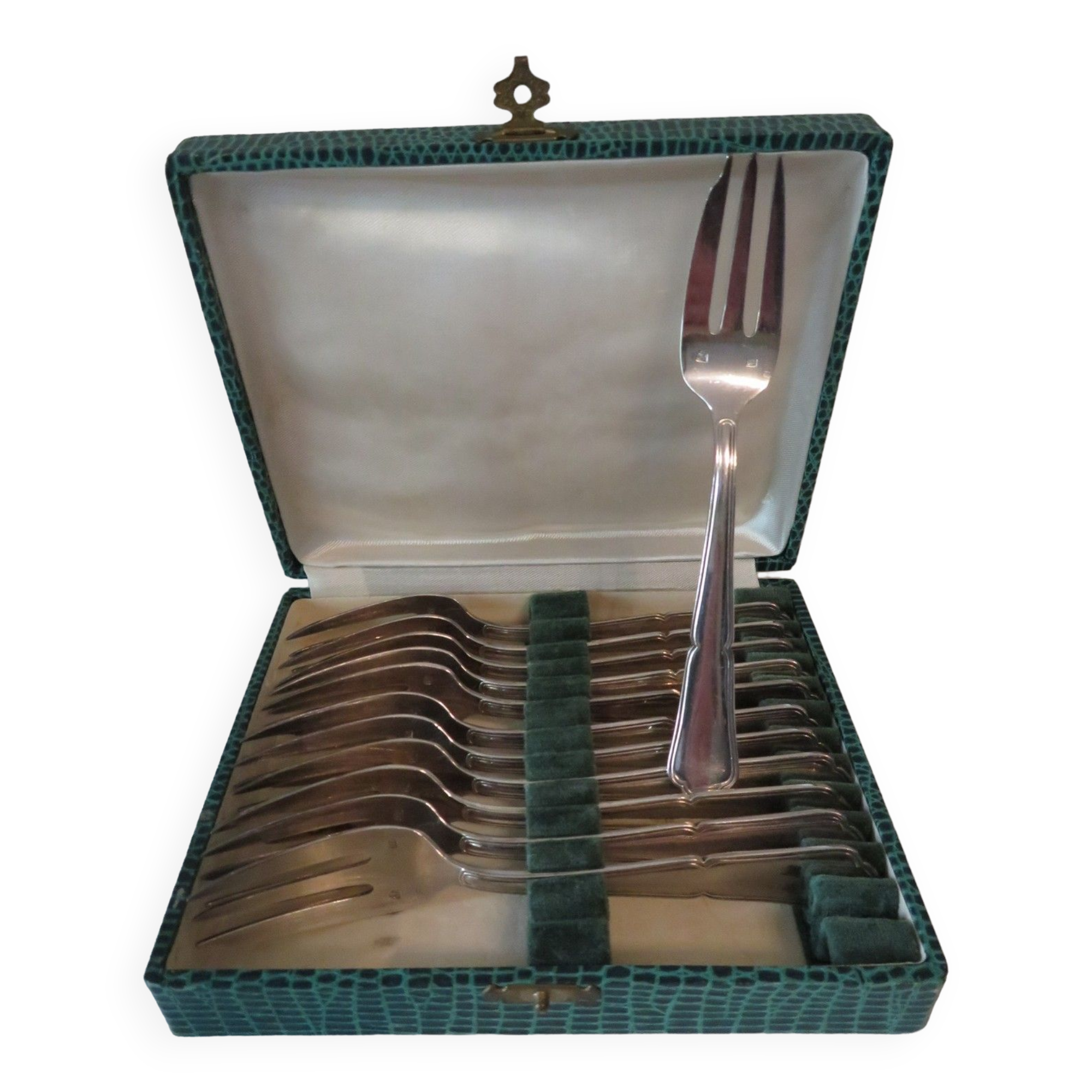 Housewife 12 dessert forks in box