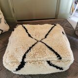 Benin Ouarain pure wool pouf