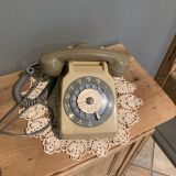 Téléphone à cadran