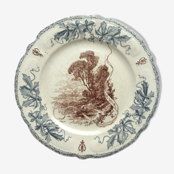 Assiette Art Nouveau Terre de Fer Choisy le Roi, modèle Louis XIII : Le Soir