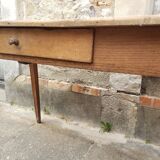 Farm table