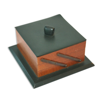 Box cigarettes from the 1950s