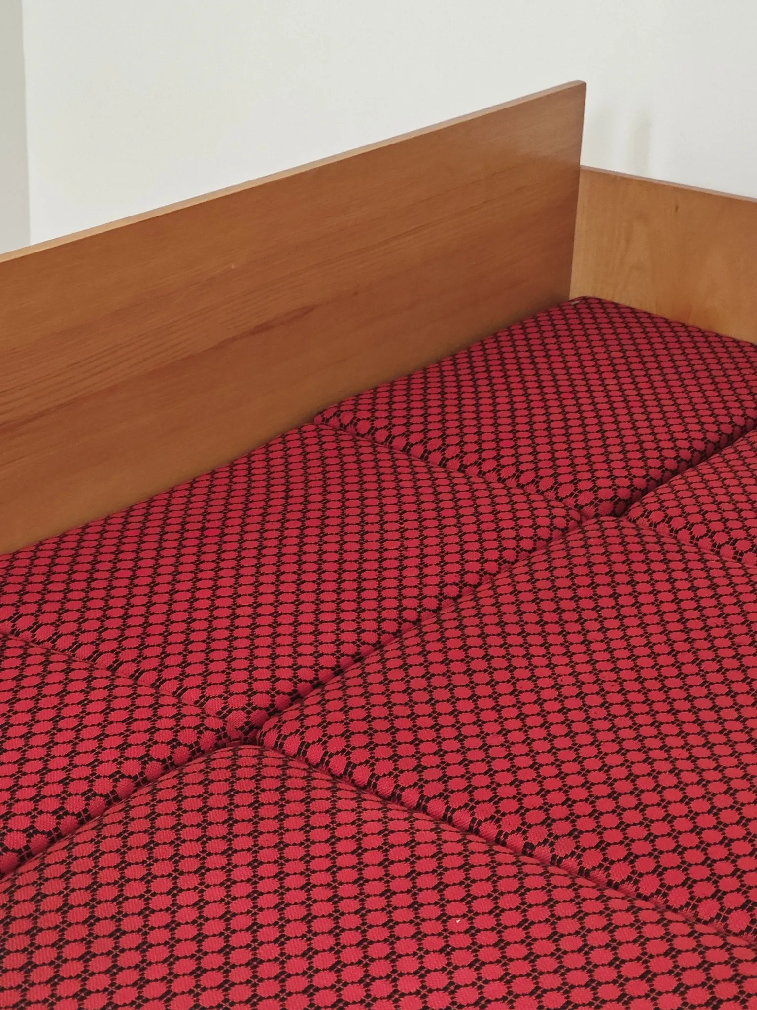 Folding bench Daybed sofa red and black fabric Libena Ex Teh