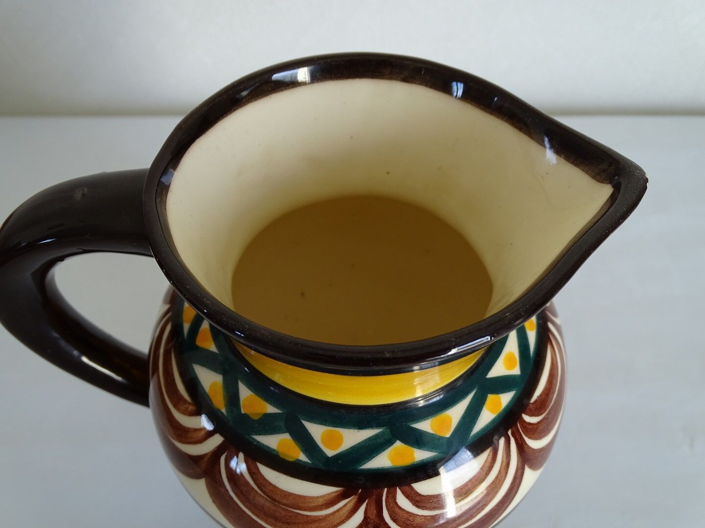 Ceramic pitcher.saint Jean de La Poterie