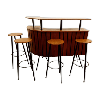 Vintage teak bar with compass legs and its stools