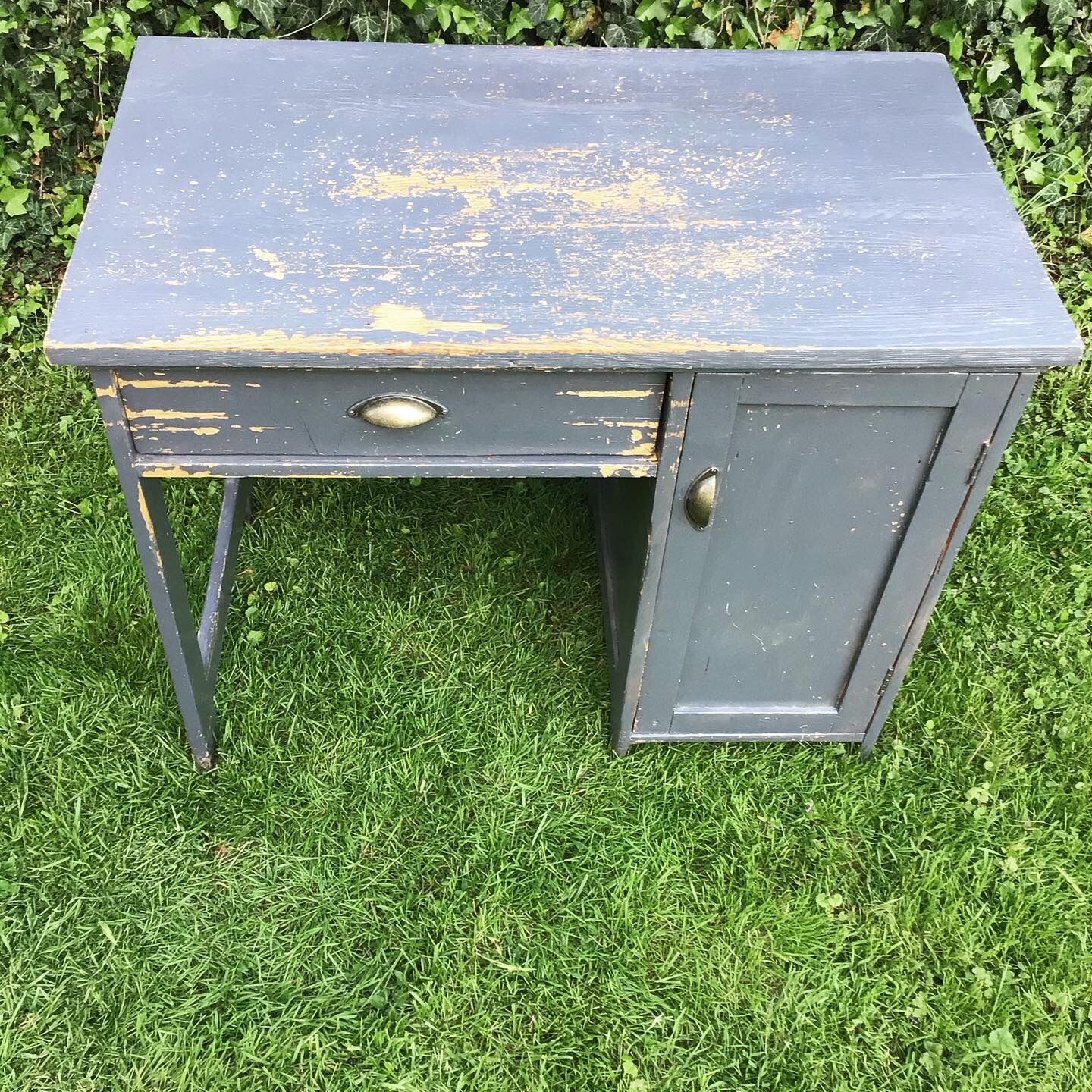 Solid pine desk