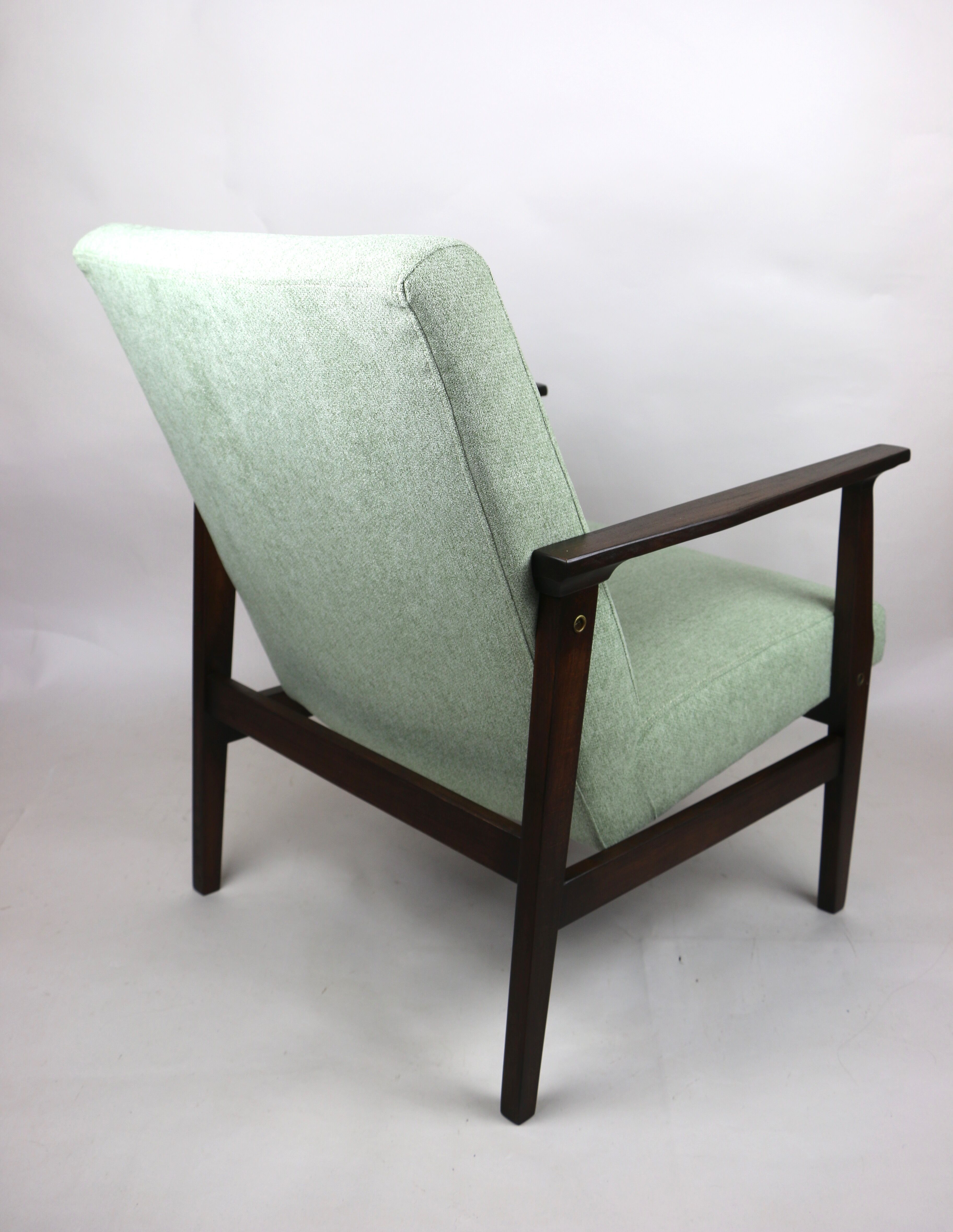Fauteuil vert clair vintage années 1970