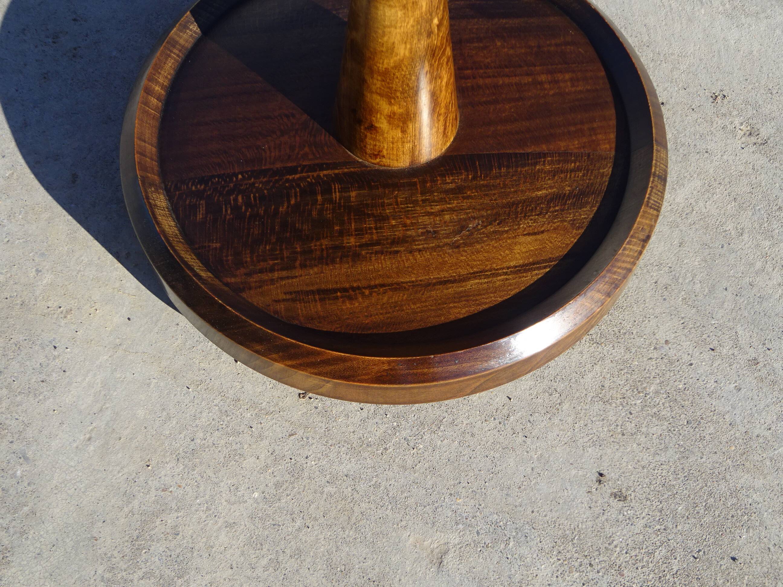 Solid wood pedestal table, Ø60cm