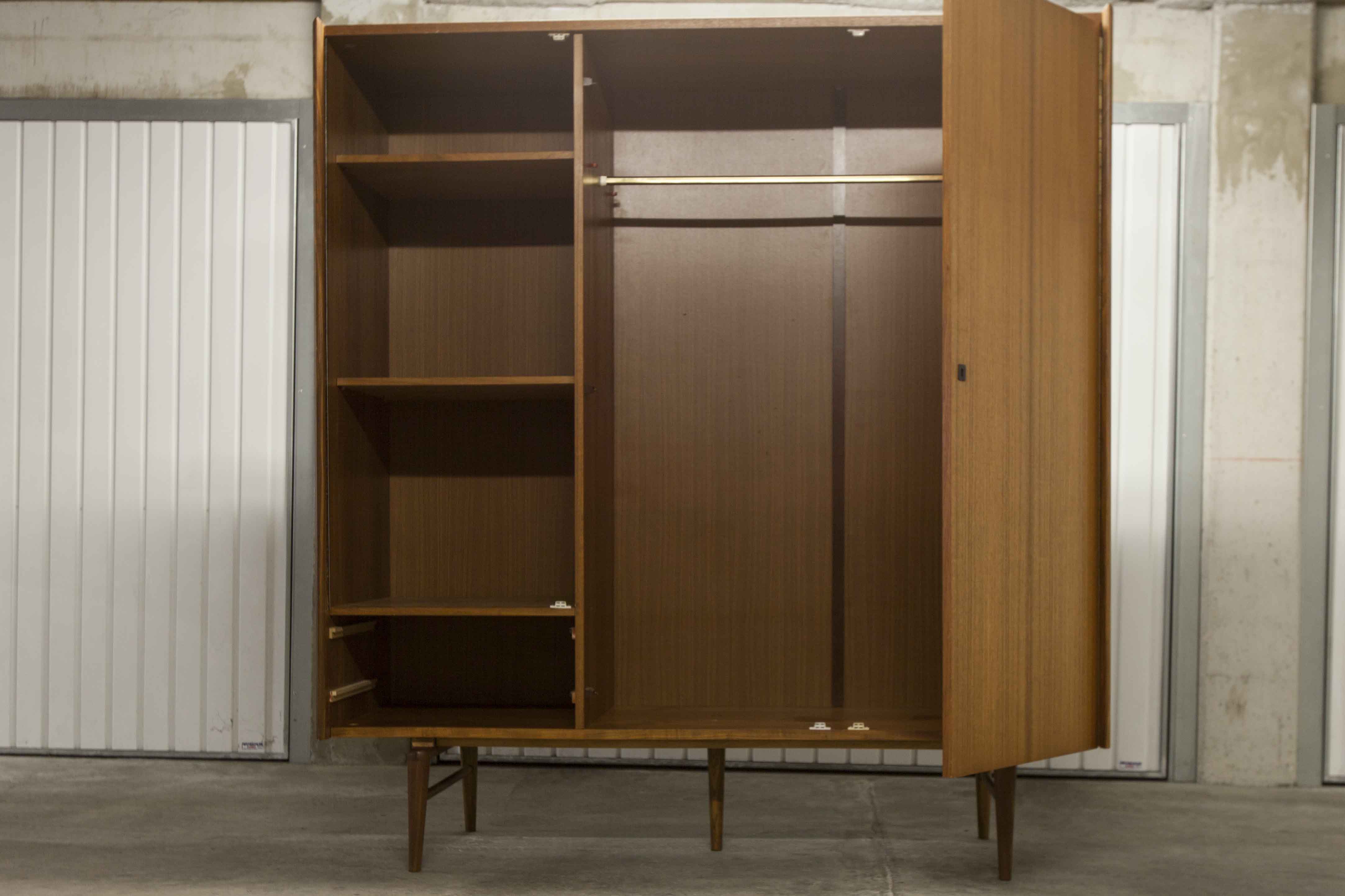 Armoire teck des années 60 Simat Meubles