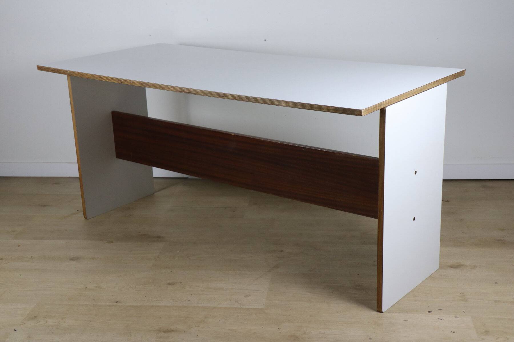 Evolving coffee table by Pierre Guariche – La Plagne – 1970s