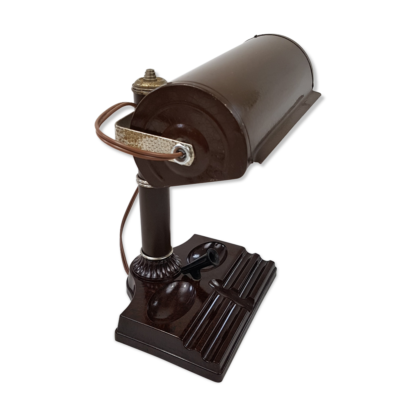 Style in brown bakelite altas appliance brookli banker desk lamp