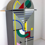 Consistent cabinet