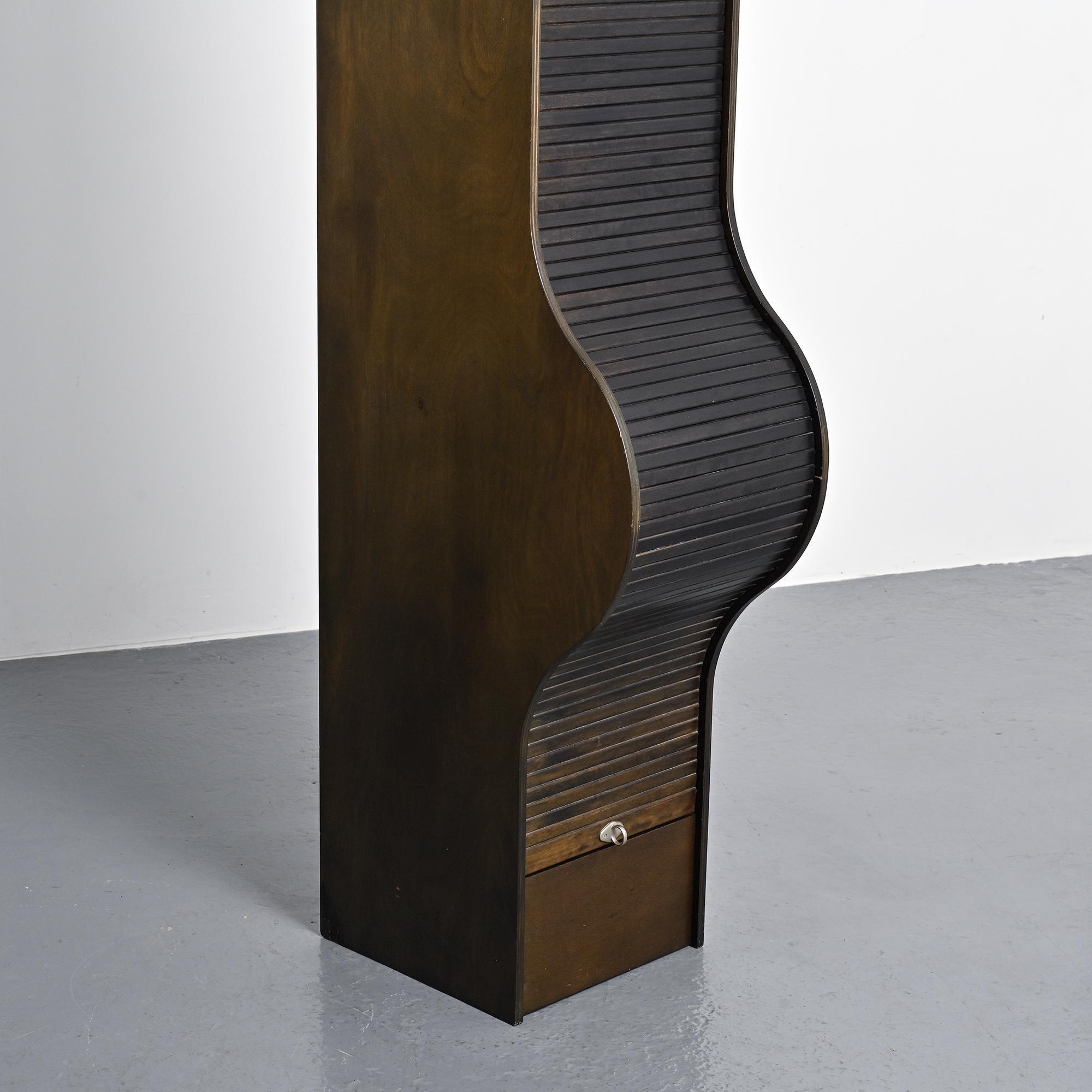 Jalousie secretary 5822 by Klaus Vogt for Thut Möbel, circa 1970.