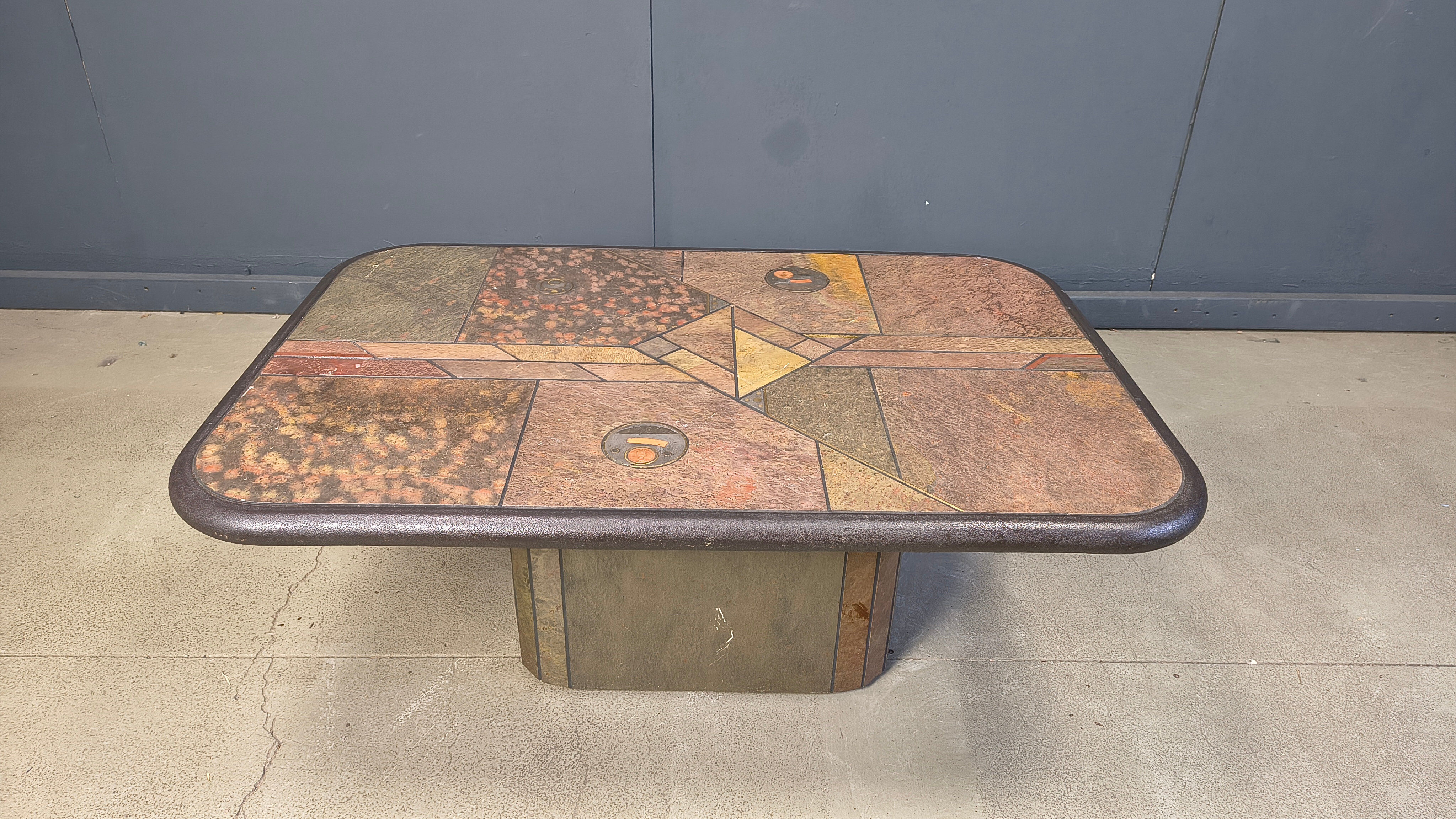 Table basse attribuée à Paul Kingma, années 1980.