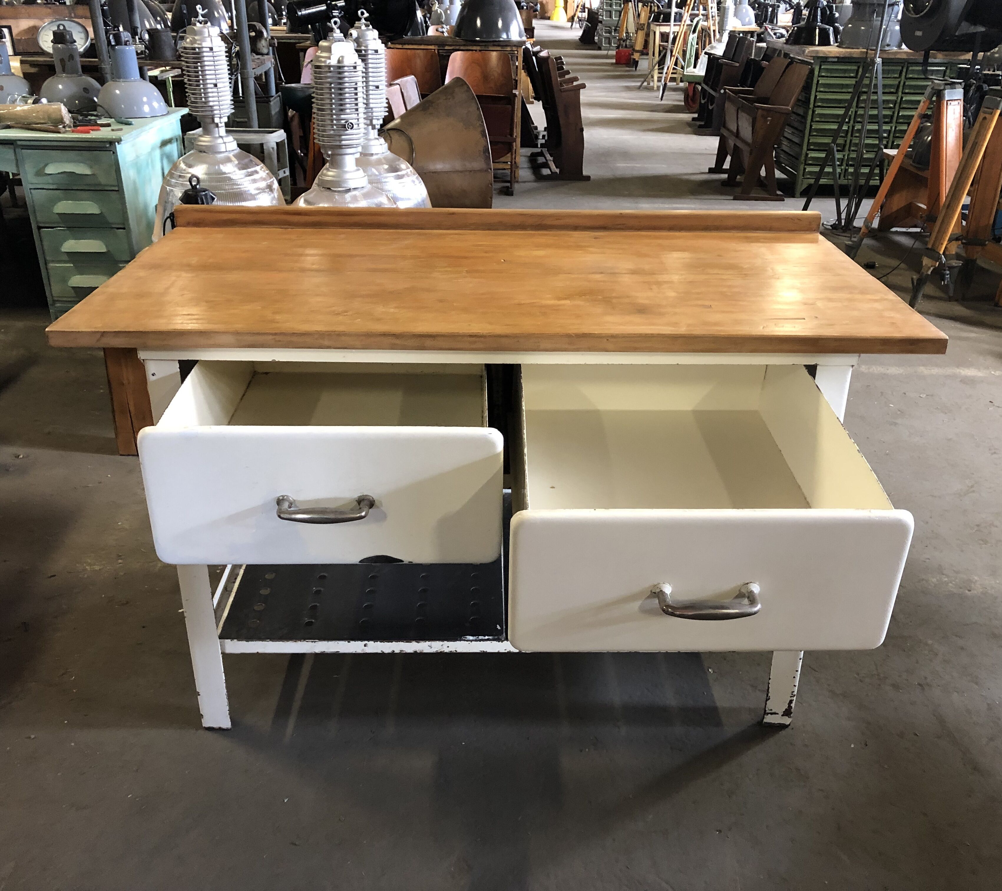 Table de cuisine, années 1960