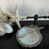 Shell butter dish and its silver-plated knife