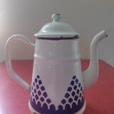 White enamelled sheet metal coffee maker with embossed blue patterns