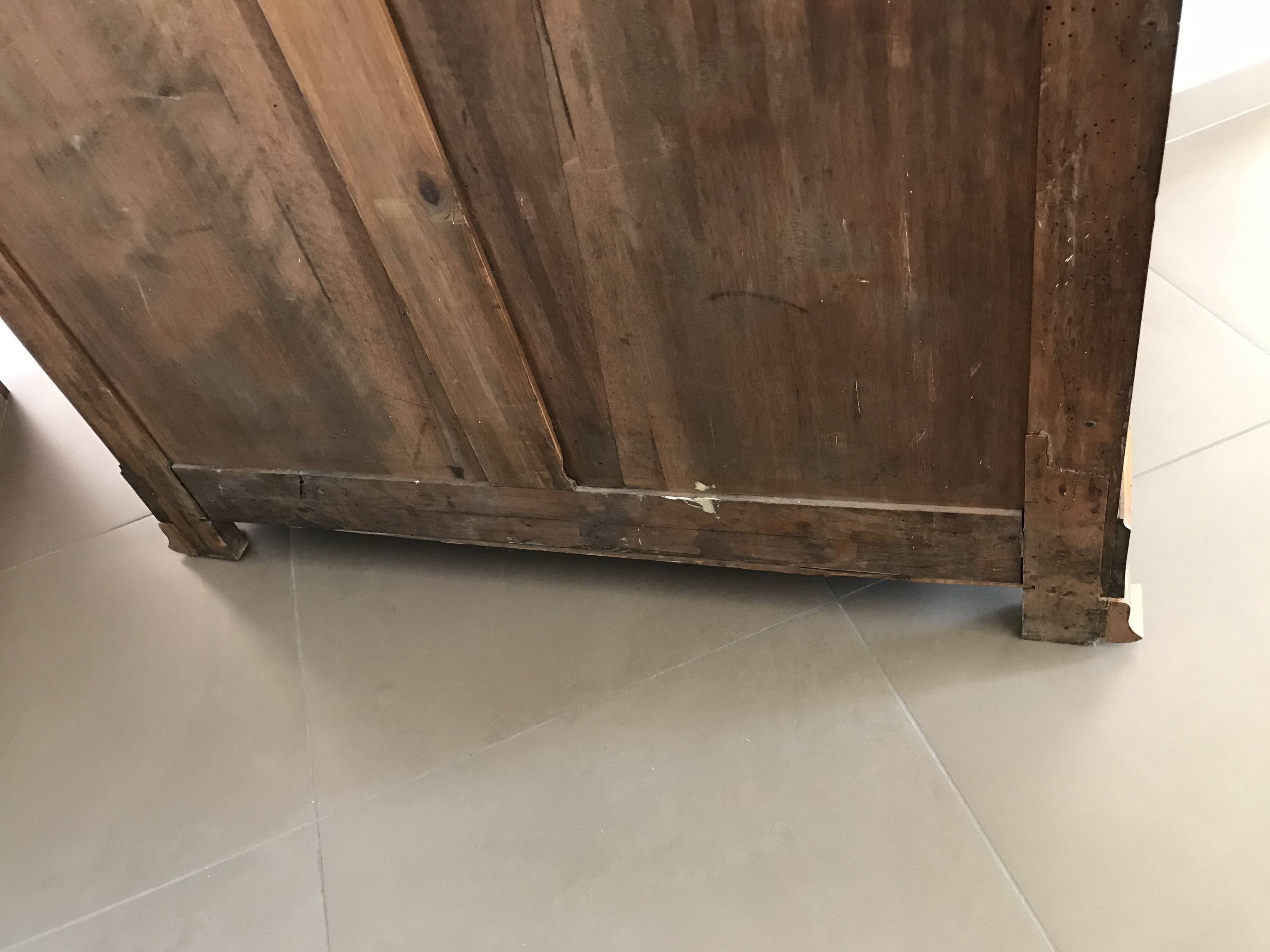 Commode louis philippe en noyer