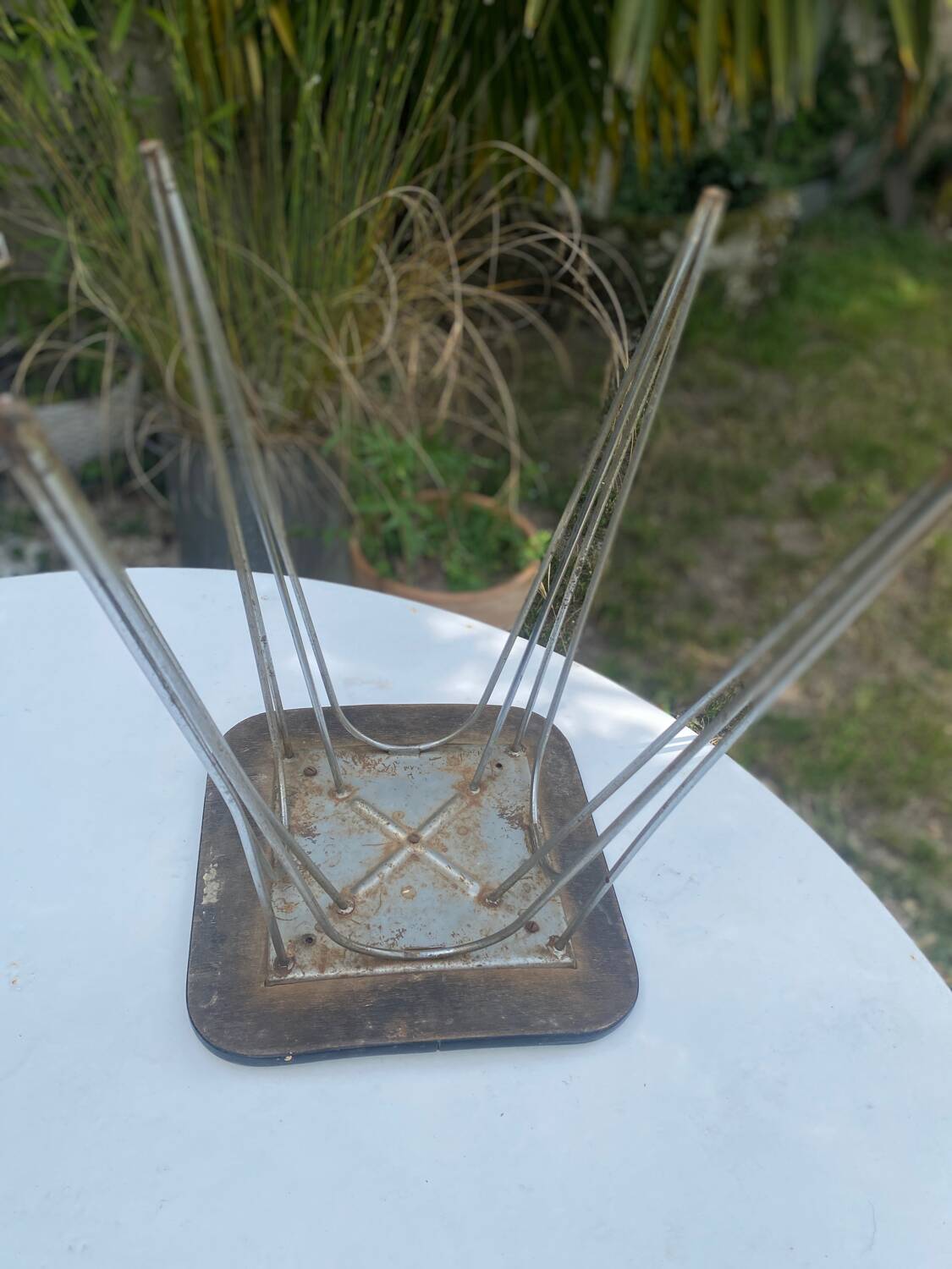 Vintage Formica stool with Eiffel legs