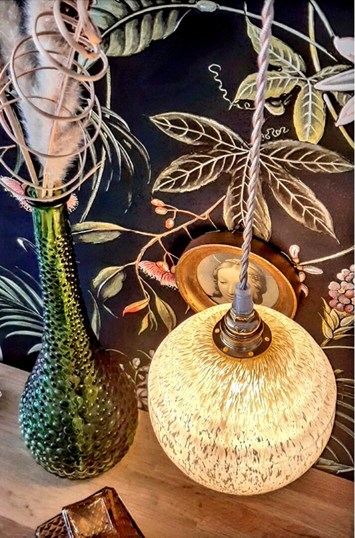 Clichy glass globe lamp