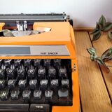 Silver Reed 70s typewriter