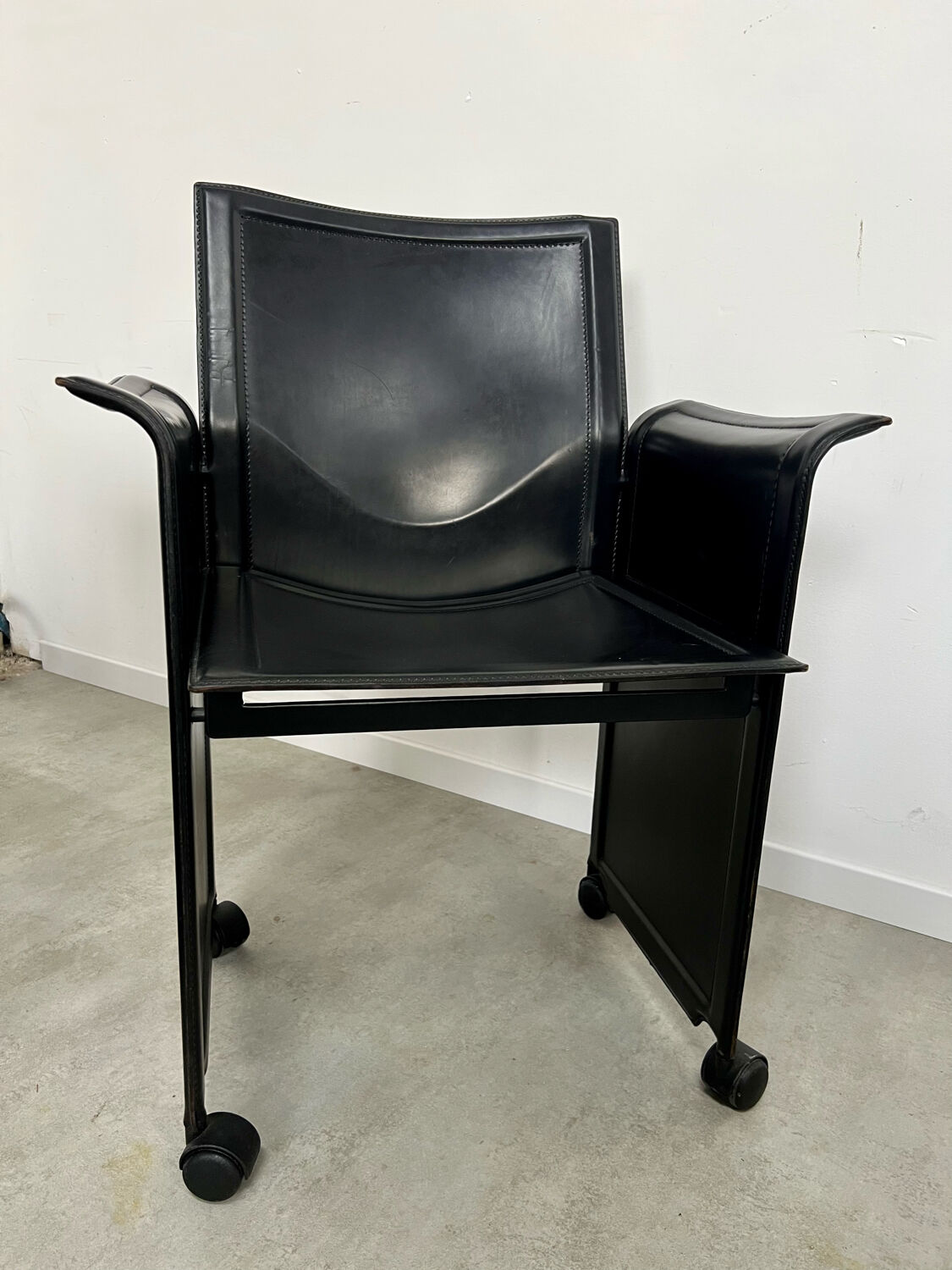 Lot 4 old armchairs "Korium" by Tito Agnoli for Matteo Grassi 1980