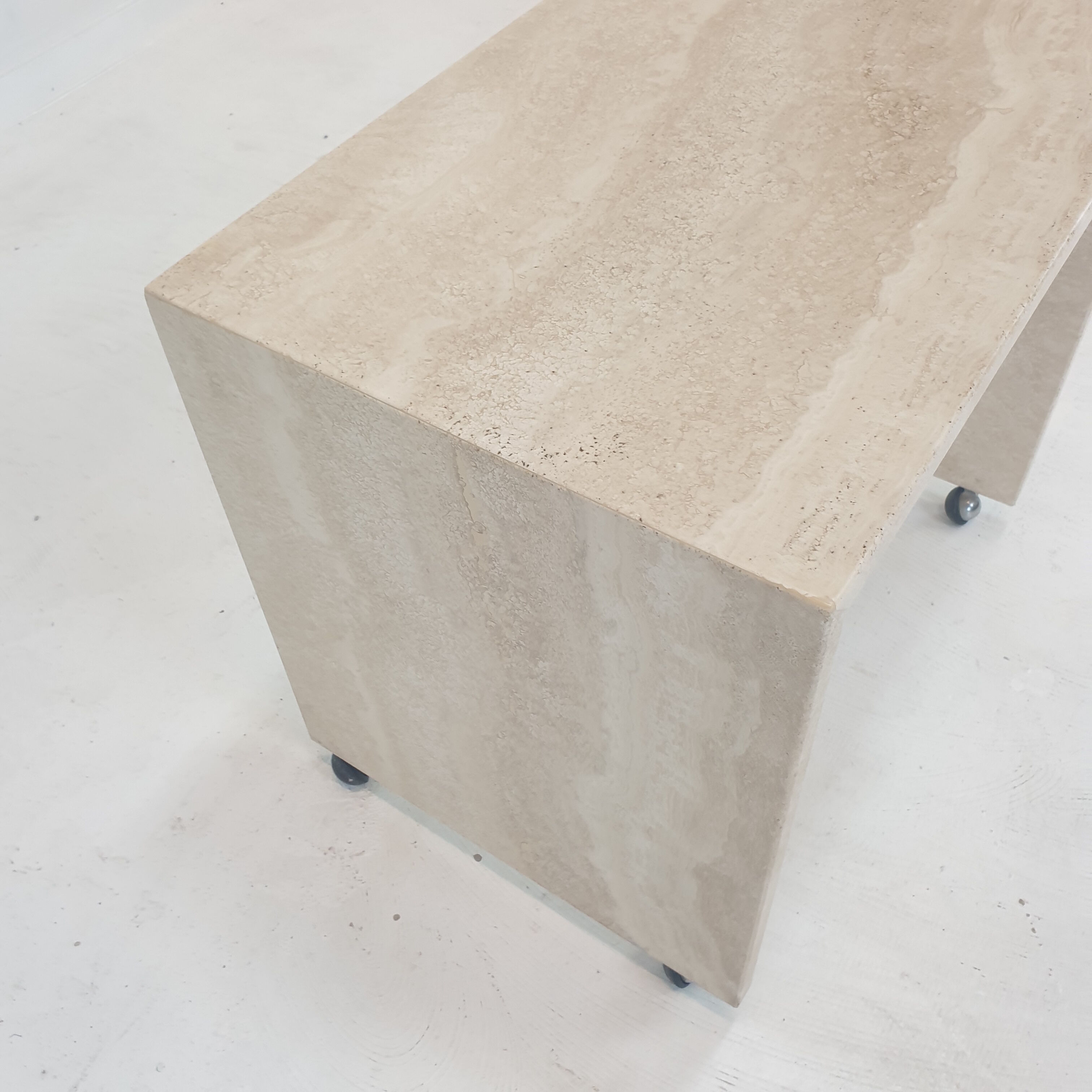 Set of 3 Italian Travertine Nesting Tables, 1980s