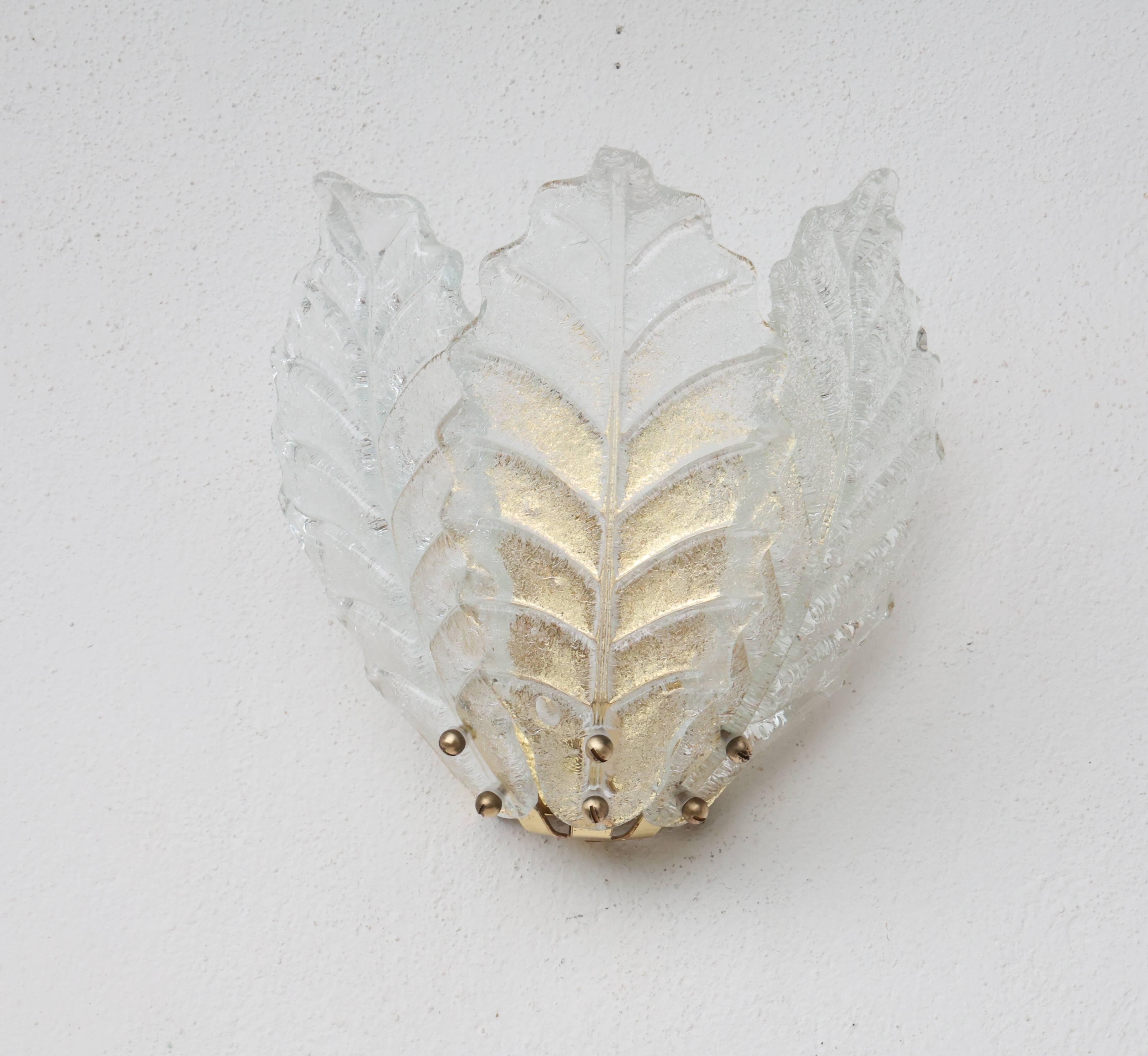 Set of 2 Taormina, Elegant Murano Wall Light Transparent Leaves, 1970